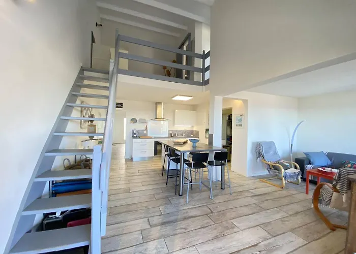 Maison De En Front De Saint-Pierre-la-Mer (Aude)